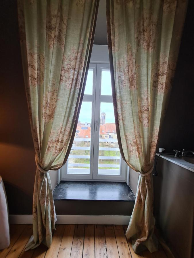 B&B 'T Kasteel & 'T Koetshuys Veurne Dış mekan fotoğraf